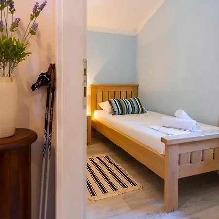 Oaza * Макарська