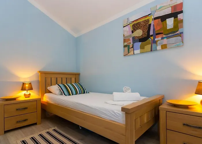 Oaza * Μακάρσκα